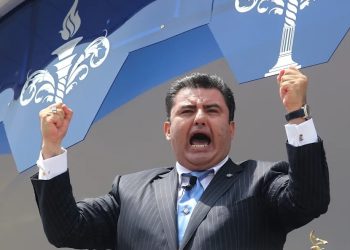 Naasón Joaquín García se declara no culpable de seis cargos en una corte de Nueva York