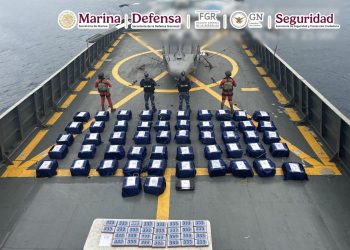 Semar asegura 1,600 kilos de cocaína en costas de Guerrero