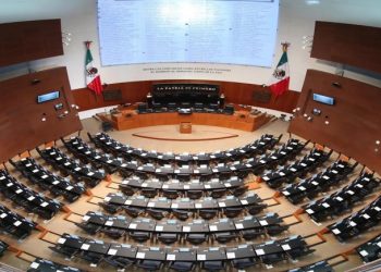 Morena respalda a la Marina y a AMLO ante críticas por el huachicol fiscal