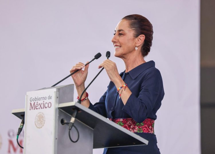 Claudia Sheinbaum en gira por Coahuila reafirmó que México negocia como iguales con Estados Unidos