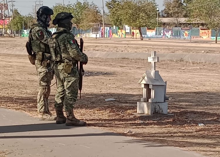 Ciudadanos de Culiacán piden paz tras un año de enfrentamientos entre grupos criminales