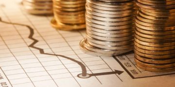“El mercado ya anticipa un recorte de 25 puntos base en la tasa de referencia en la reunión de Banxico de este jueves”: Cervera