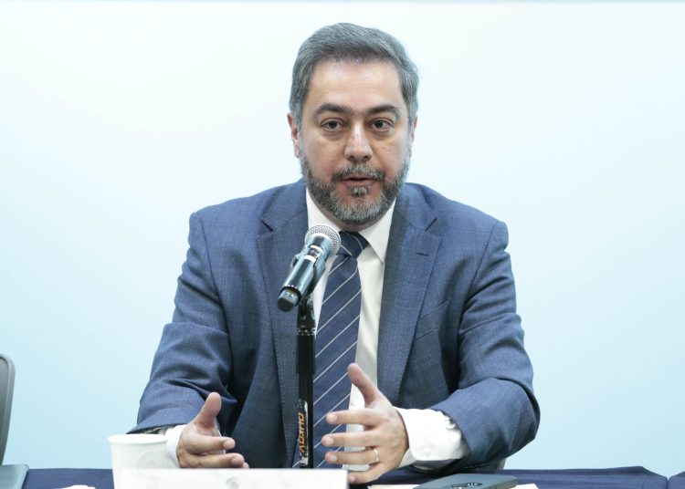Vidal Llerenas impulsa consultas económicas en 30 sectores de México para fortalecer la industria nacional