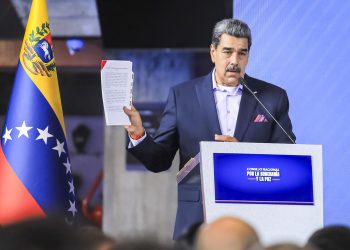 Maduro activa plan en frontera con Colombia ante despliegue de EU