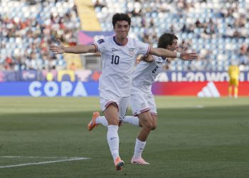 Estados Unidos golea a Italia y va a cuartos de final