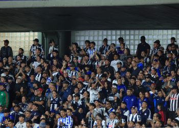 Más de un día después del trágico suceso, Cruz Azul emitió un comunicado oficial dividido en dos secciones. En la primera, el club