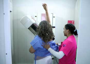 IMSS intensifica detección de cáncer de mama con mastografías y talleres de prevención