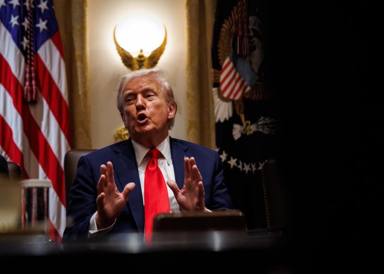 Senado de Estados Unidos abre debate para limitar ataques de Trump contra Irán
