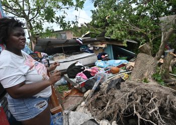 Jamaica incomunicada tras el azote del huracán Melissa