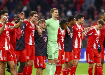 Team Munich celebrates after winning the UEFA Champions League league phase match between FC Bayern