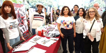 Clara Brugada dialoga con jóvenes capitalinos — La jefa de Gobierno de la Ciudad de México conversa con colectivos juveniles sobre proyectos comunitarios.