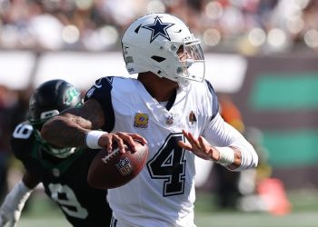 Prescott planea unirse a leyendas como Brady, Favre y Brees 