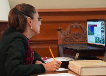Sheinbaum sesiona virtualmente con Gobernadores por lluvias intensas