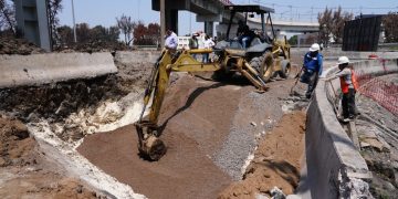 Grieta en el Puente La Concordia por hundimientos diferenciales