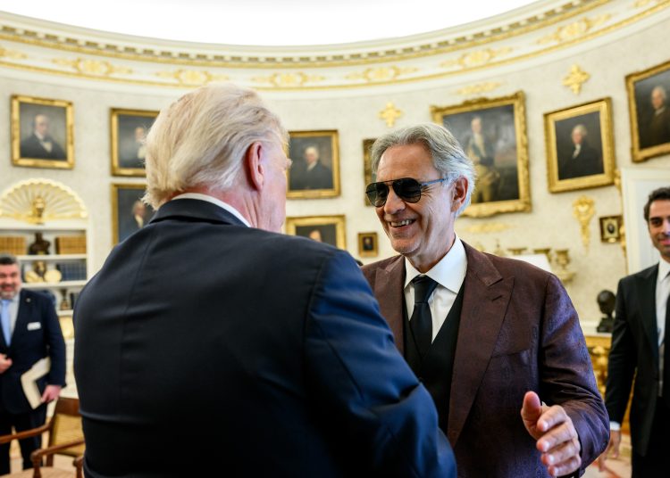 Andrea Bocelli visita la Casa Blanca y canta para Trump | FOTO X @WhiteHouse