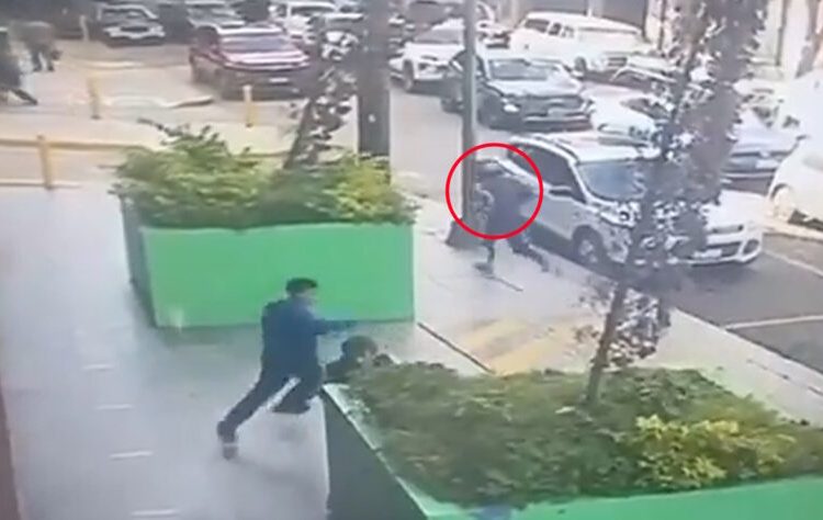 Nuevo video muestra a un presunto tercer implicado en el asesinato de David Cohen
