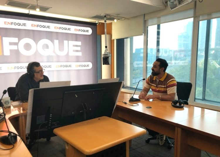 avier González, director y productor de El Último Maestro, durante la entrevista para Enfoque