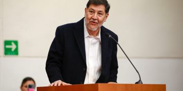 Gerardo Fernández Noroña pedirá licencia como senador