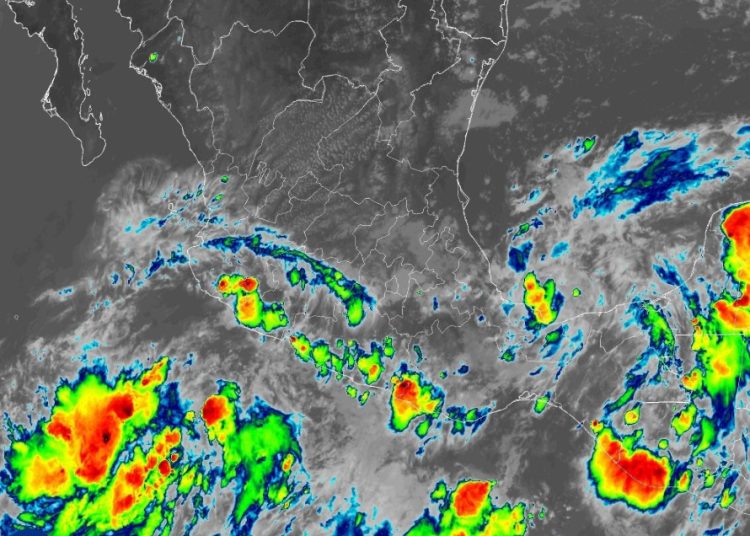 México alerta por la próxima formación del ciclón Priscilla frente a costas del Pacífico