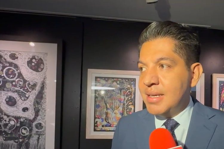 Senador de Morena aclara vínculos con la Iglesia la Luz del Mundo