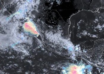Raymond se debilita a depresión tropical antes de tocar tierra en Baja California Sur