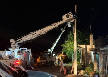 CFE Restablece el 92% del Servicio Eléctrico Tras Lluvias Históricas