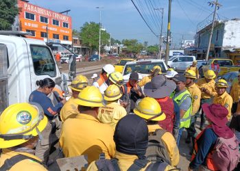 Veracruz: Refuerzan sobrevuelos para distribuir apoyos, continúan 40 comunidades incomunicadas