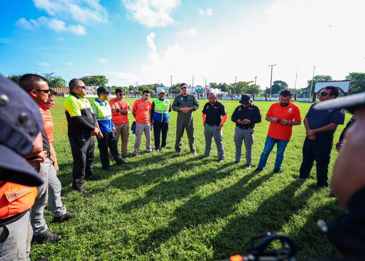 Nuevo León implementa puente aéreo para apoyo humanitario en Veracruz