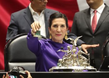 🔔 Tras más de 35 horas de sesión, se puso fin a la aprobación del paquete fiscal 2026 y va al Senado