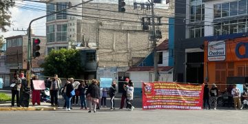 🚧 Bloqueo en Nezahualcóyotl por falta de apoyos tras inundaciones
