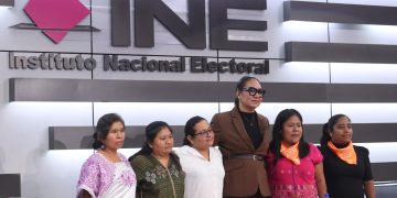 🗳️ Mujeres indígenas entregan propuestas al INE rumbo a la Reforma Electoral