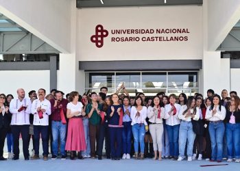 “Inauguración del nuevo campus de la Universidad Nacional Rosario Castellanos en Chalco con la Presidenta Claudia Sheinbaum y la Gobernadora Delfina Gómez.”