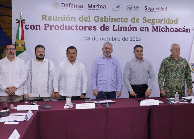 Por crisis en sector limonero, Omar García Harfuch visita Apatzingán