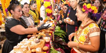 Oaxaca celebra Día de Muertos con la Verbena Popular Xandú
