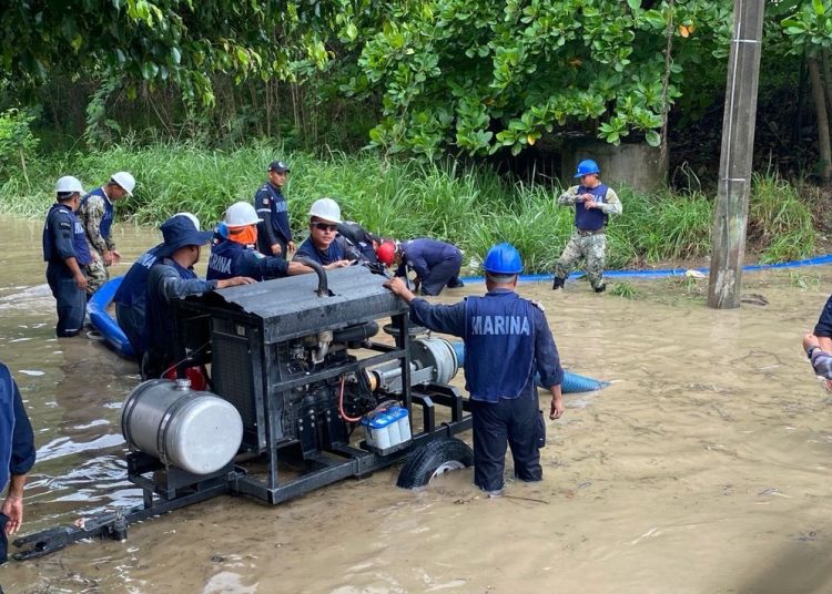 Equipos de rescate desplegados en Veracruz para atender a las comunidades afectadas por las lluvias intensas