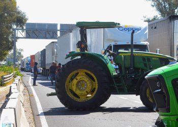 Productores agrícolas de Jalisco liberan carreteras