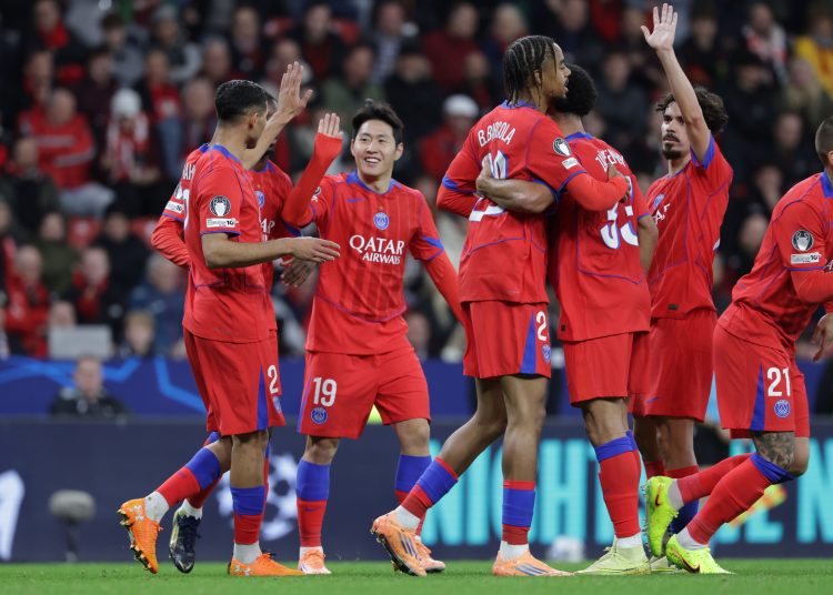 El París Saint-Germain (PSG) sacó el mazo ante el Bayer Leverkusen de los españoles Grimaldo y Aleix García, al que castigó este martes