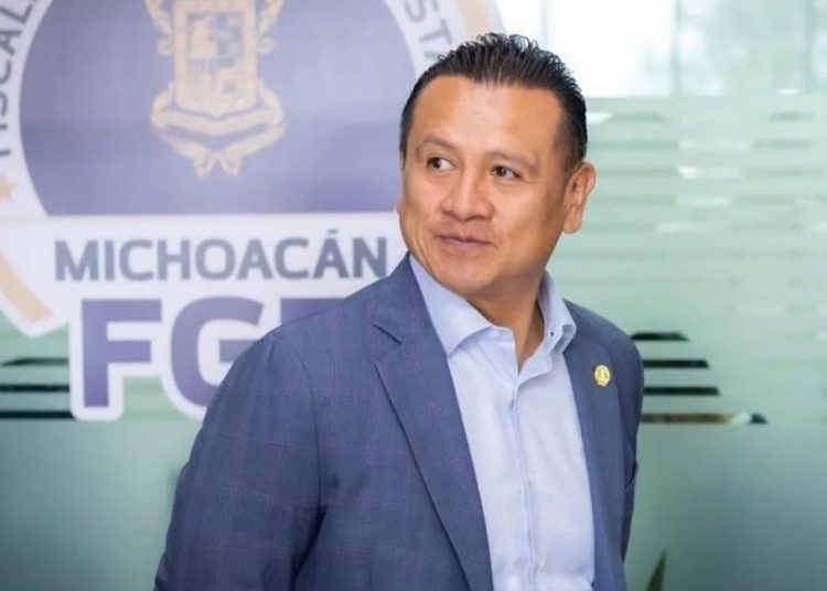 Carlos Torres Piña, fiscal de Michoacán, confirma investigación por el asesinato de Bernardo Bravo