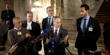 La Corte Internacional de Justicia ordena a Israel facilitar ayuda en Gaza y pide no usar el hambre como arma