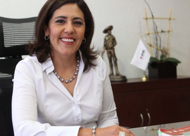 Claudia Zavala, consejera del INE, durante foro académico del Centro de Estudios Alonso Lujambio