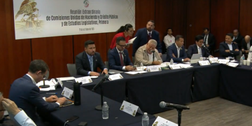 Senado debate paquete económico con críticas de la oposición