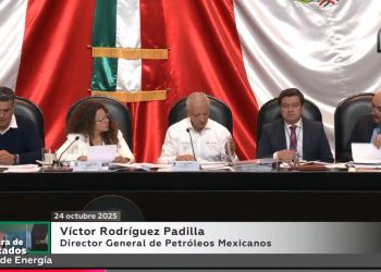 “Deuda de PEMEX con proveedores se redujo a la mitad al pagar casi 300 mmdp”: Víctor Rodríguez ante diputados