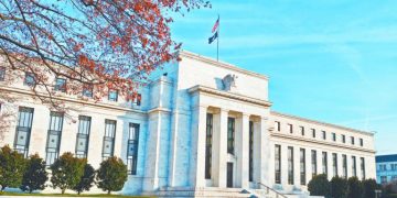 Secretario del Tesoro de EU confirma a los cinco candidatos para liderar la Fed