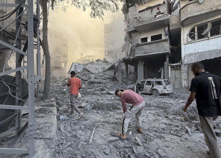 Zona afectada por bombardeos israelíes en el sur de Gaza. EFE/Str