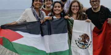 Ciudadanos mexicanos de la Flotilla Global Sumud durante la interceptación