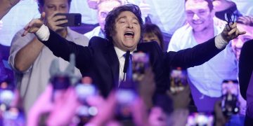 “Donald Trump jugó un papel importante en el triunfo de Milei en Argentina”: Internacionalista