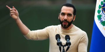 Nayib Bukele durante conferencia de prensa”