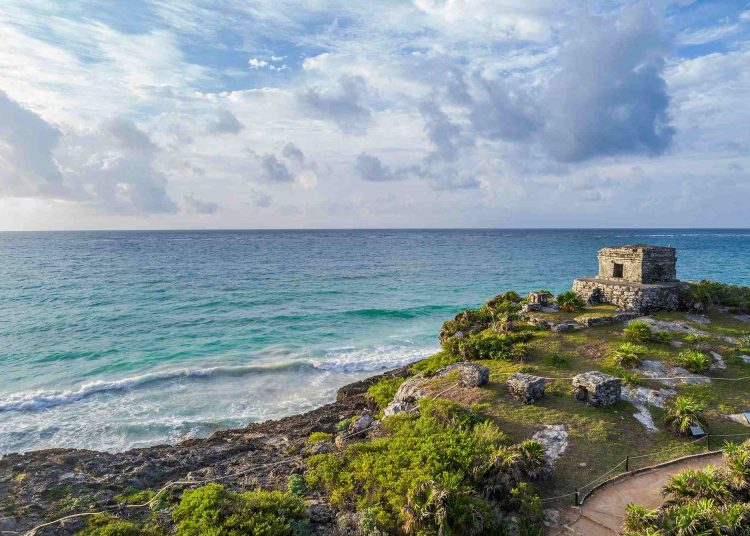Crecimiento desmedido en Tulum genera crisis turística y abuso en precios