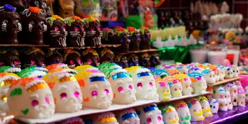 Día de Muertos: Estima la CANACO CDMX incremento de más de 4.0 por ciento en ventas
