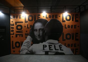 Empresa del padre de Neymar adquiere la marca Pelé